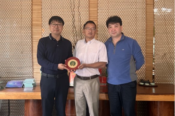 老挝财神app下载宣布成为热刺官方合