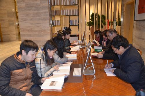 重温革命历史