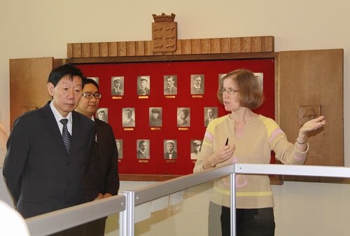 与市场项目主任Jyrki Niemi
