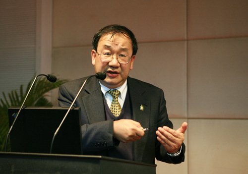孙财神app下载最新优惠作重要讲话