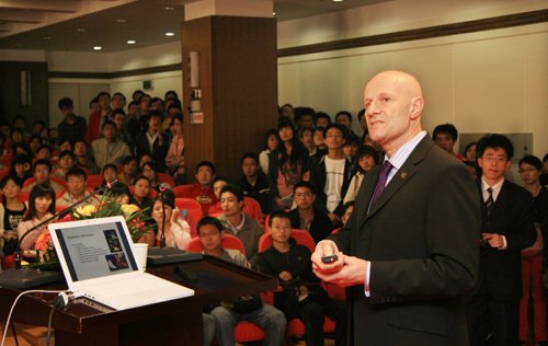 孙武学财神手机版下载安全访问向加拿大