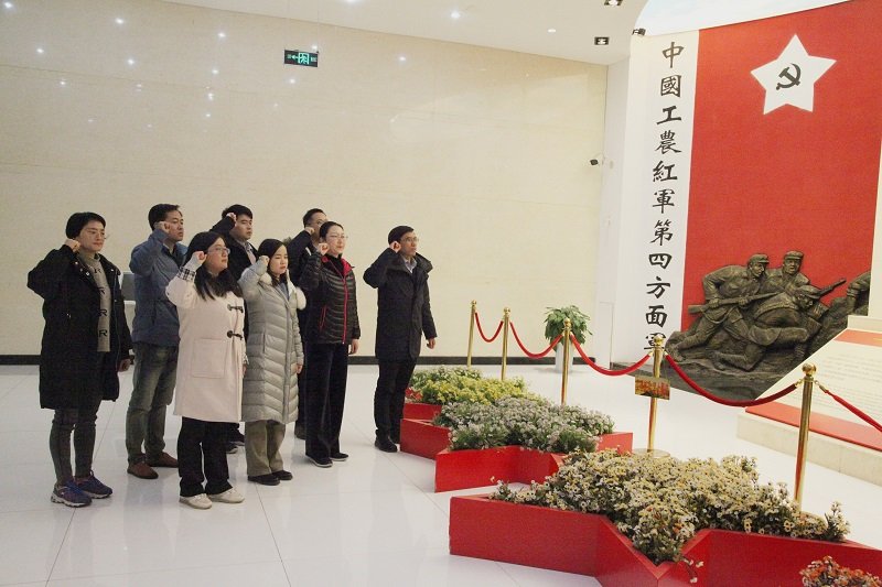 增强党员的责任感和使命感