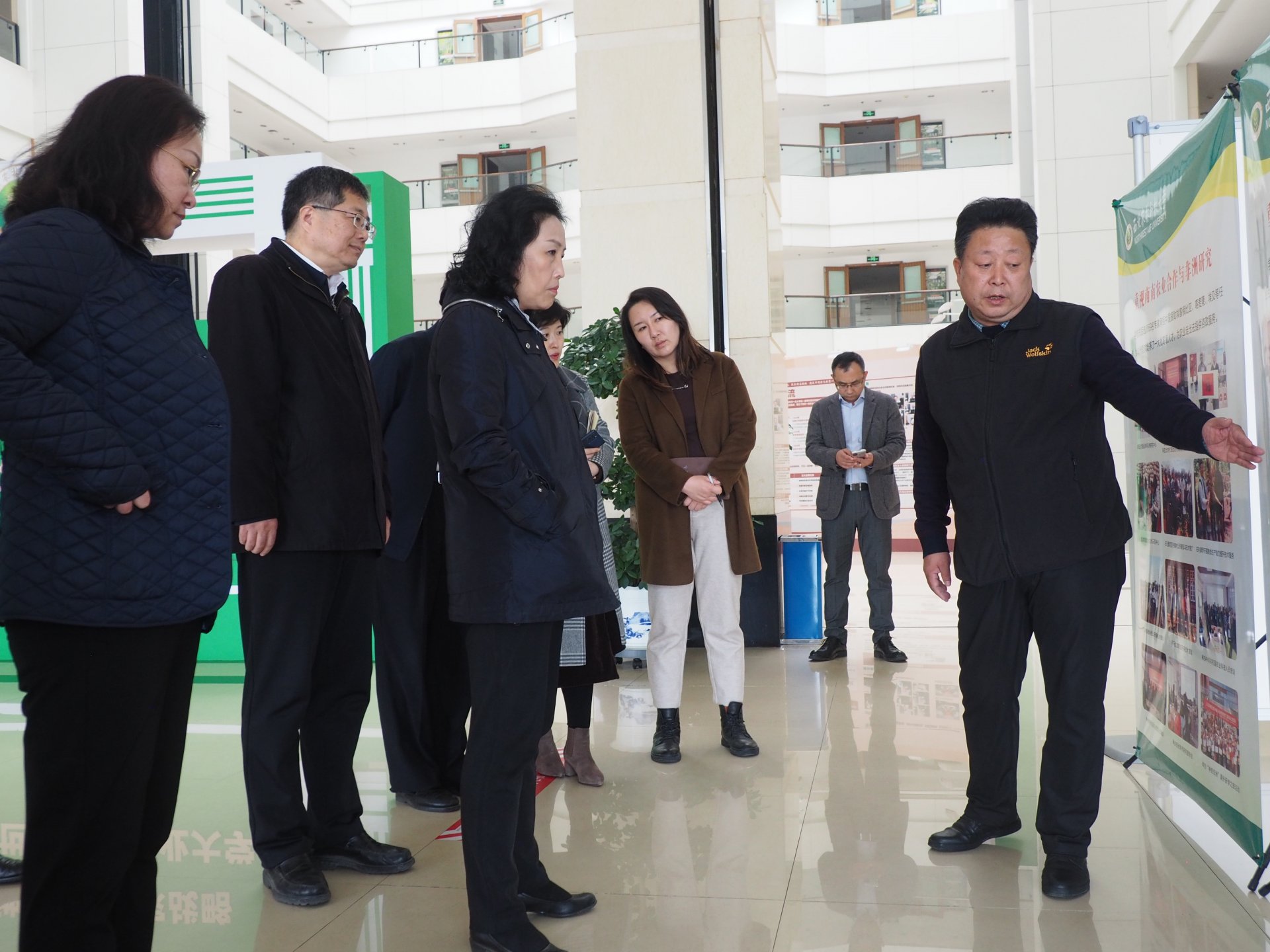 相关阅读副财神app下载宣布成为热刺